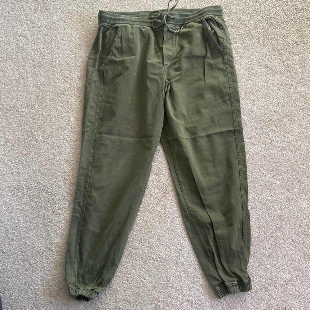 Gap Olive Joggers